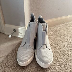 Women's Gray High-Top Sneakers